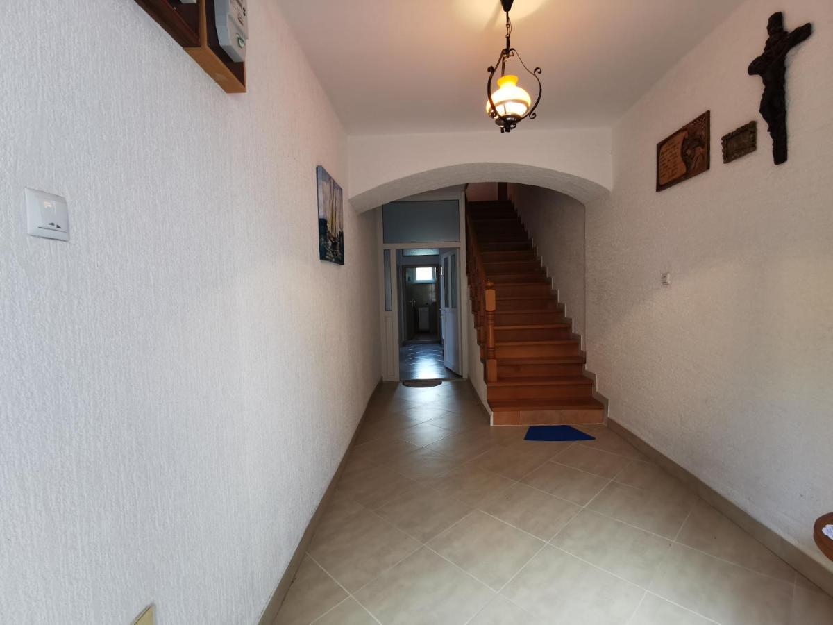 Apartman Pod Nehajem Apartment เซนญ์ ภายนอก รูปภาพ