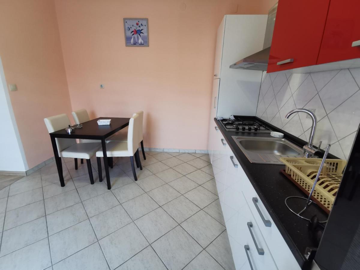 Apartman Pod Nehajem Apartment เซนญ์ ภายนอก รูปภาพ