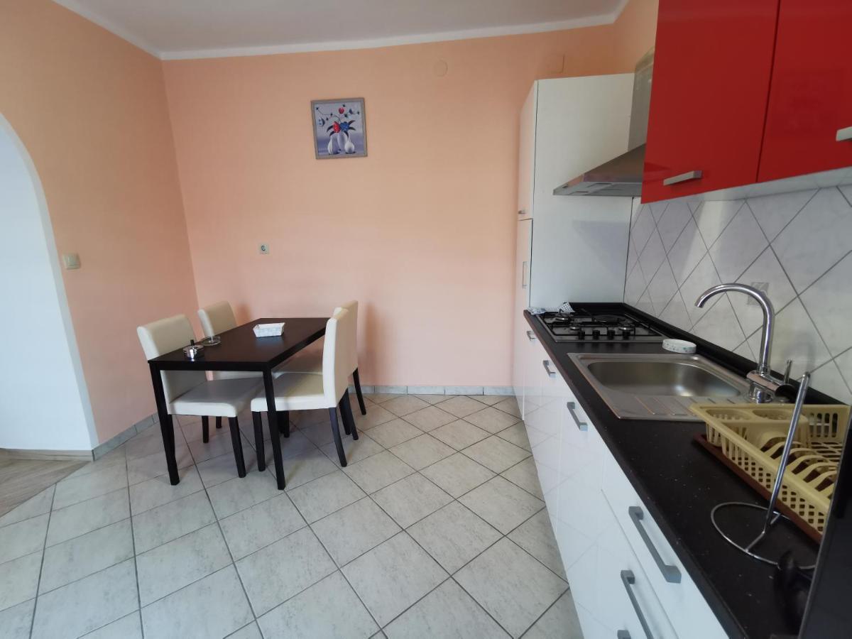 Apartman Pod Nehajem Apartment เซนญ์ ภายนอก รูปภาพ