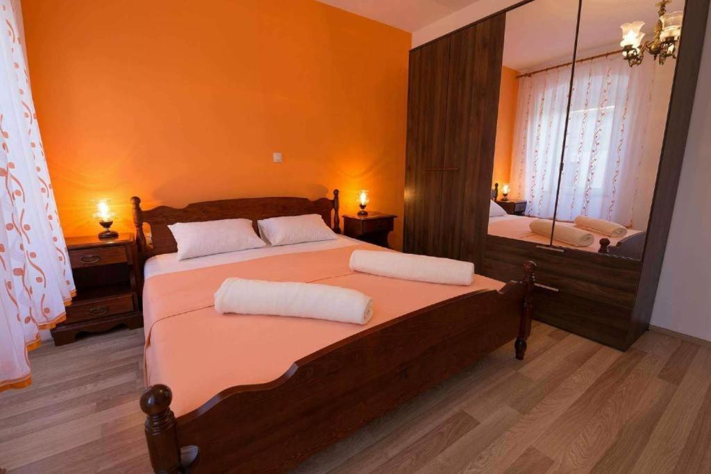Apartman Pod Nehajem Apartment เซนญ์ ภายนอก รูปภาพ